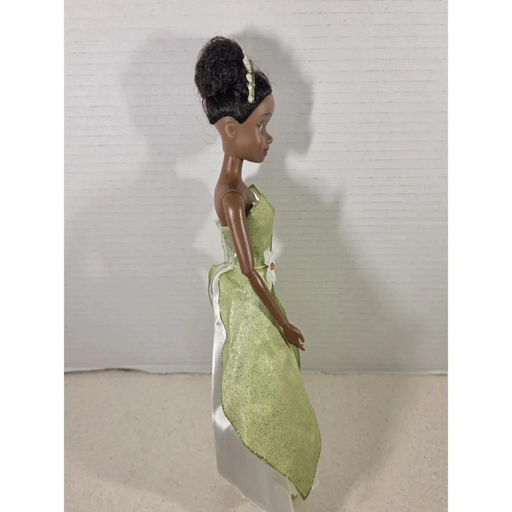 Disney Store Princess Tiana 12